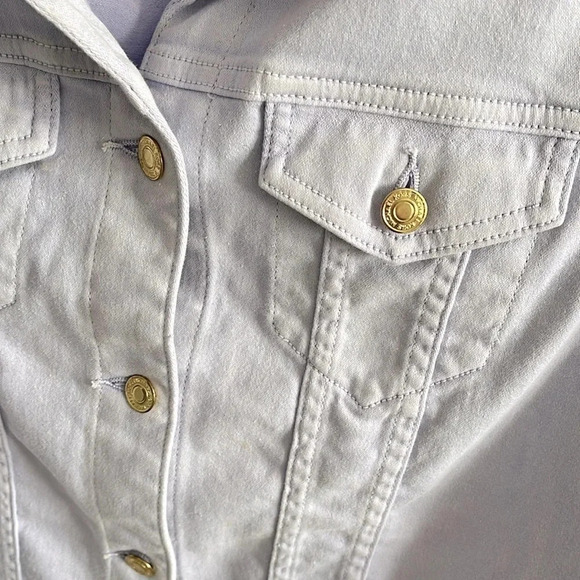 MICHAEL KORS NWOT Women’s Denim Jean Jacket Stretch Gold Button Lavender, Size L - Picture 2 of 9
